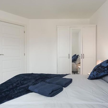 Two Bedroom Apartment - Milton Keynes By Aryas Properties Broughton (Buckinghamshire) Exterior foto
