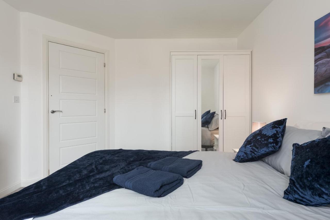 Two Bedroom Apartment - Milton Keynes By Aryas Properties Broughton (Buckinghamshire) Exterior foto