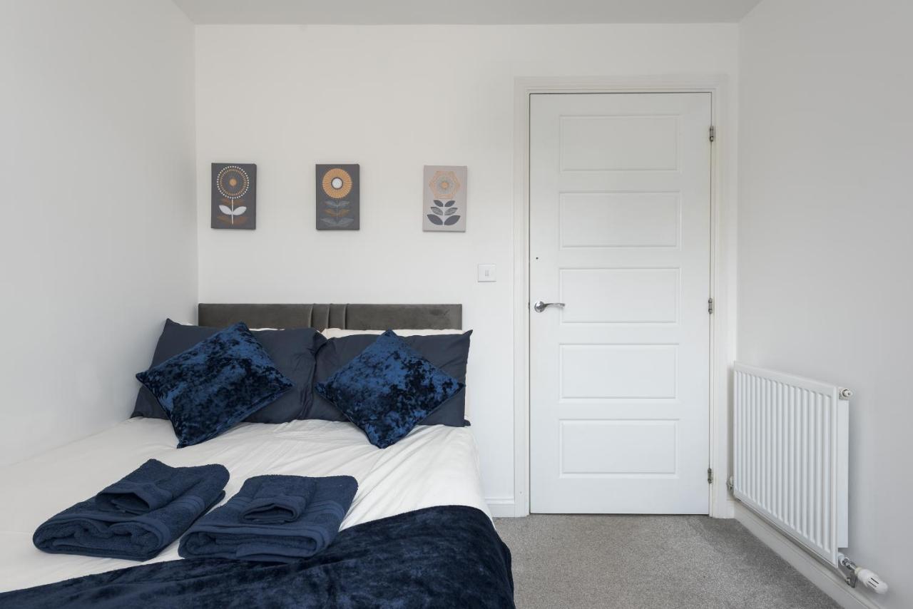 Two Bedroom Apartment - Milton Keynes By Aryas Properties Broughton (Buckinghamshire) Exterior foto