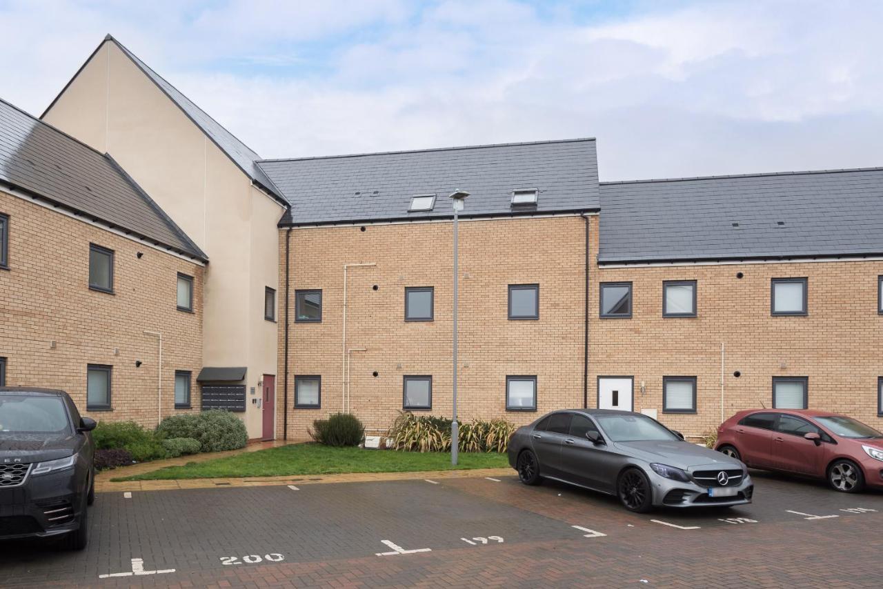 Two Bedroom Apartment - Milton Keynes By Aryas Properties Broughton (Buckinghamshire) Exterior foto